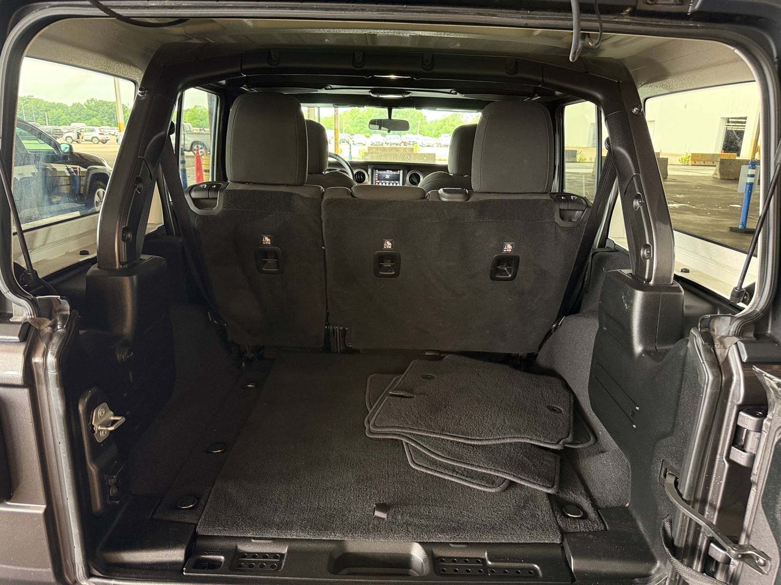 Thumbnail: 2018 Jeep Wrangler - 7
