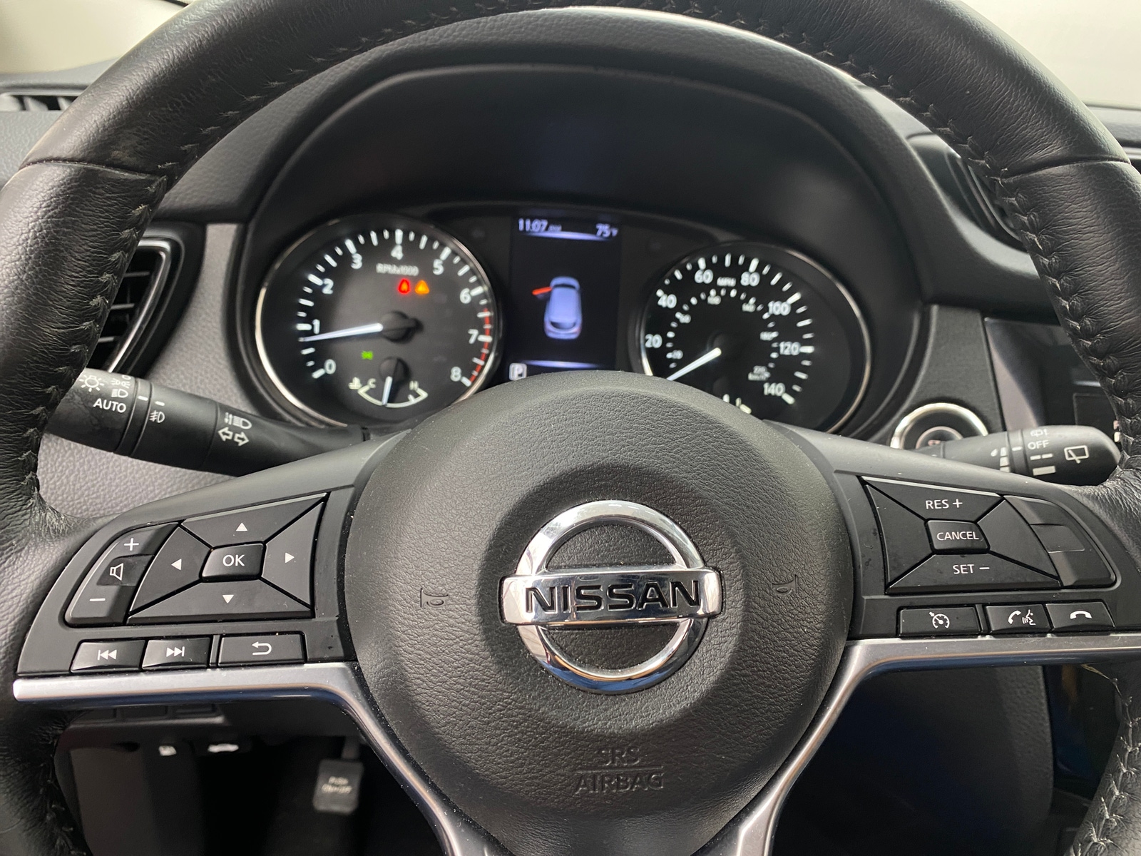 Thumbnail: 2018 Nissan Rogue Sport - 5