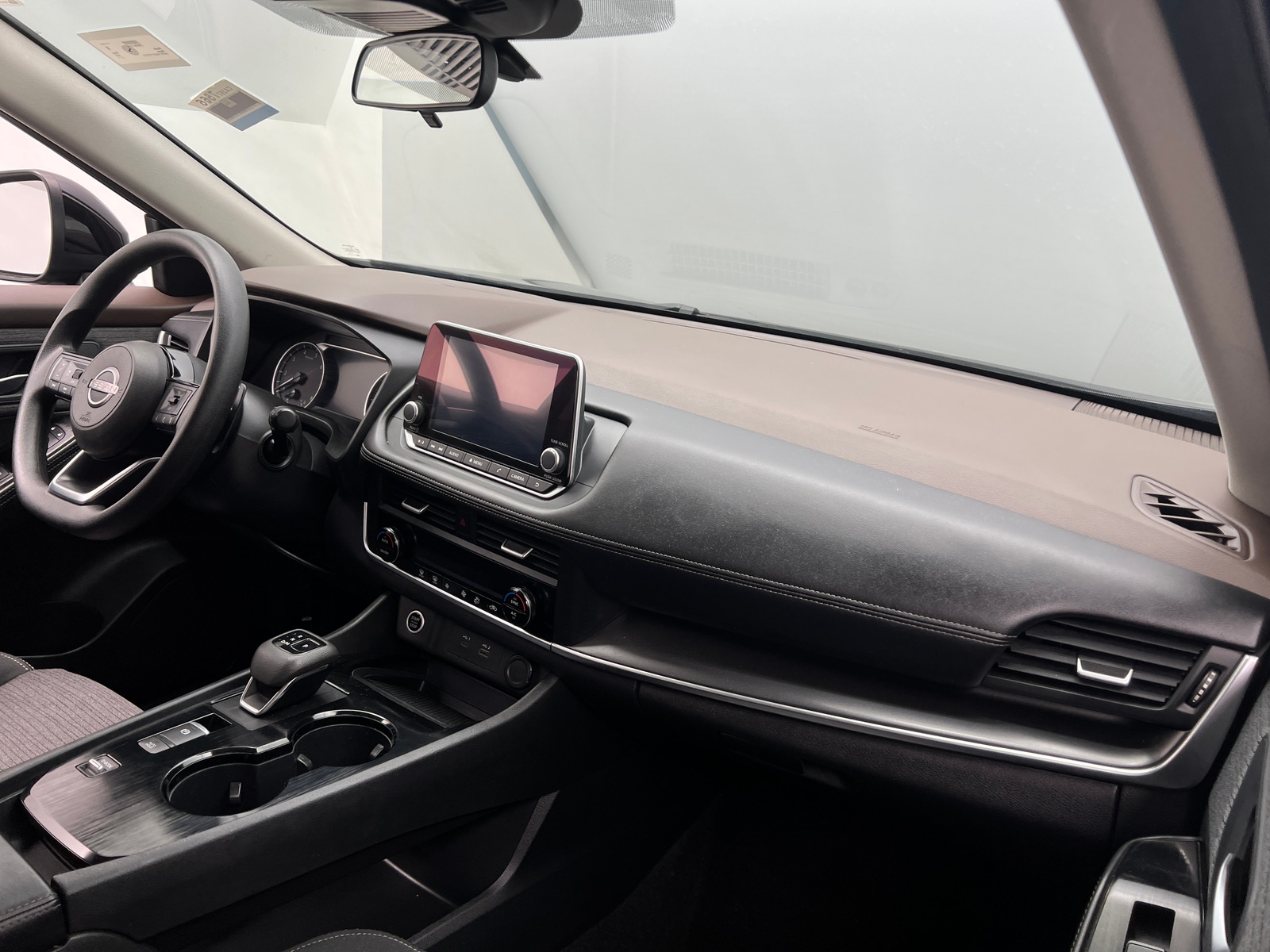 Thumbnail: 2023 Nissan Rogue - 3