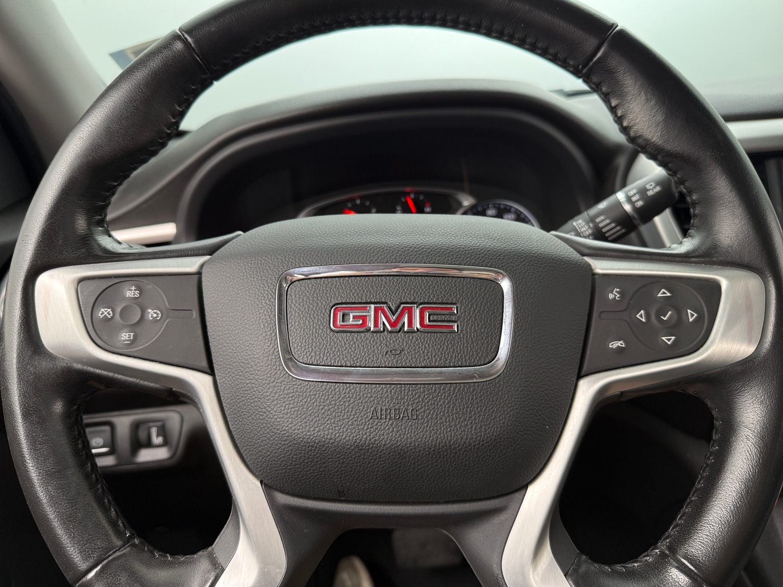 Thumbnail: 2020 GMC Acadia - 4