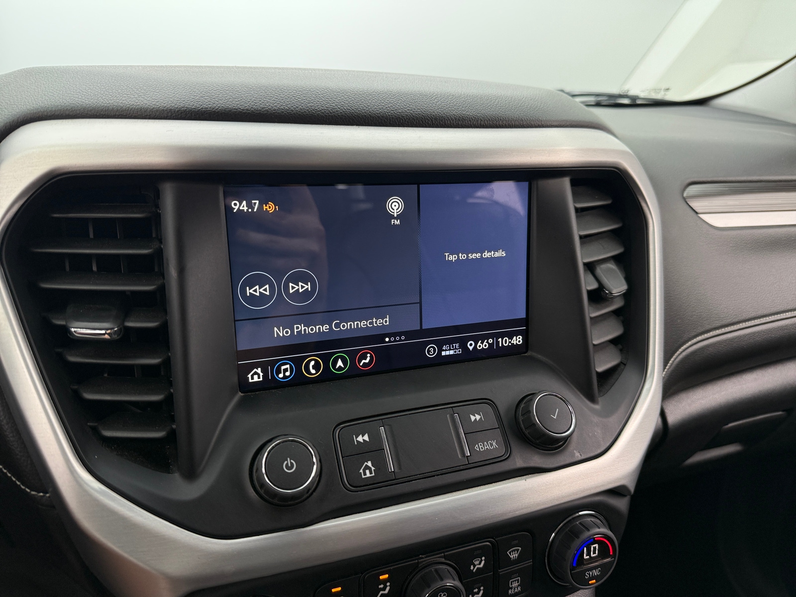 Thumbnail: 2020 GMC Acadia - 3