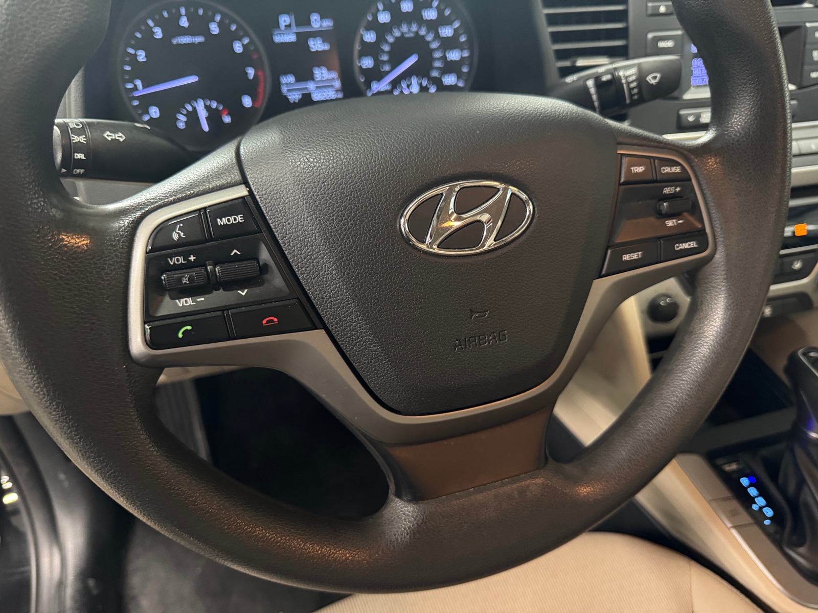 Thumbnail: 2018 Hyundai Elantra - 5