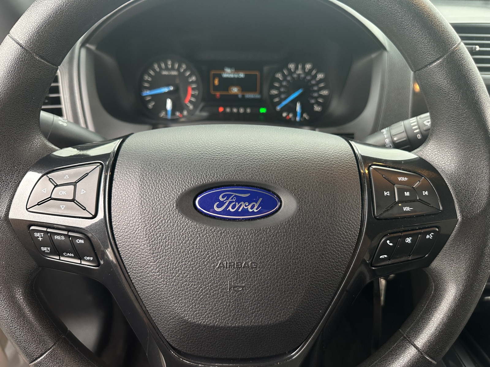 Thumbnail: 2019 Ford Explorer - 5