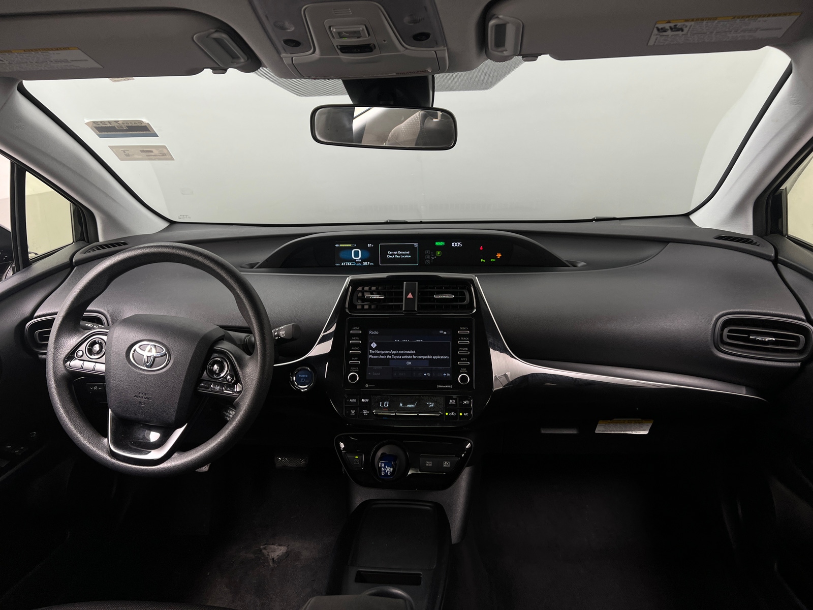 Thumbnail: 2022 Toyota Prius - 3