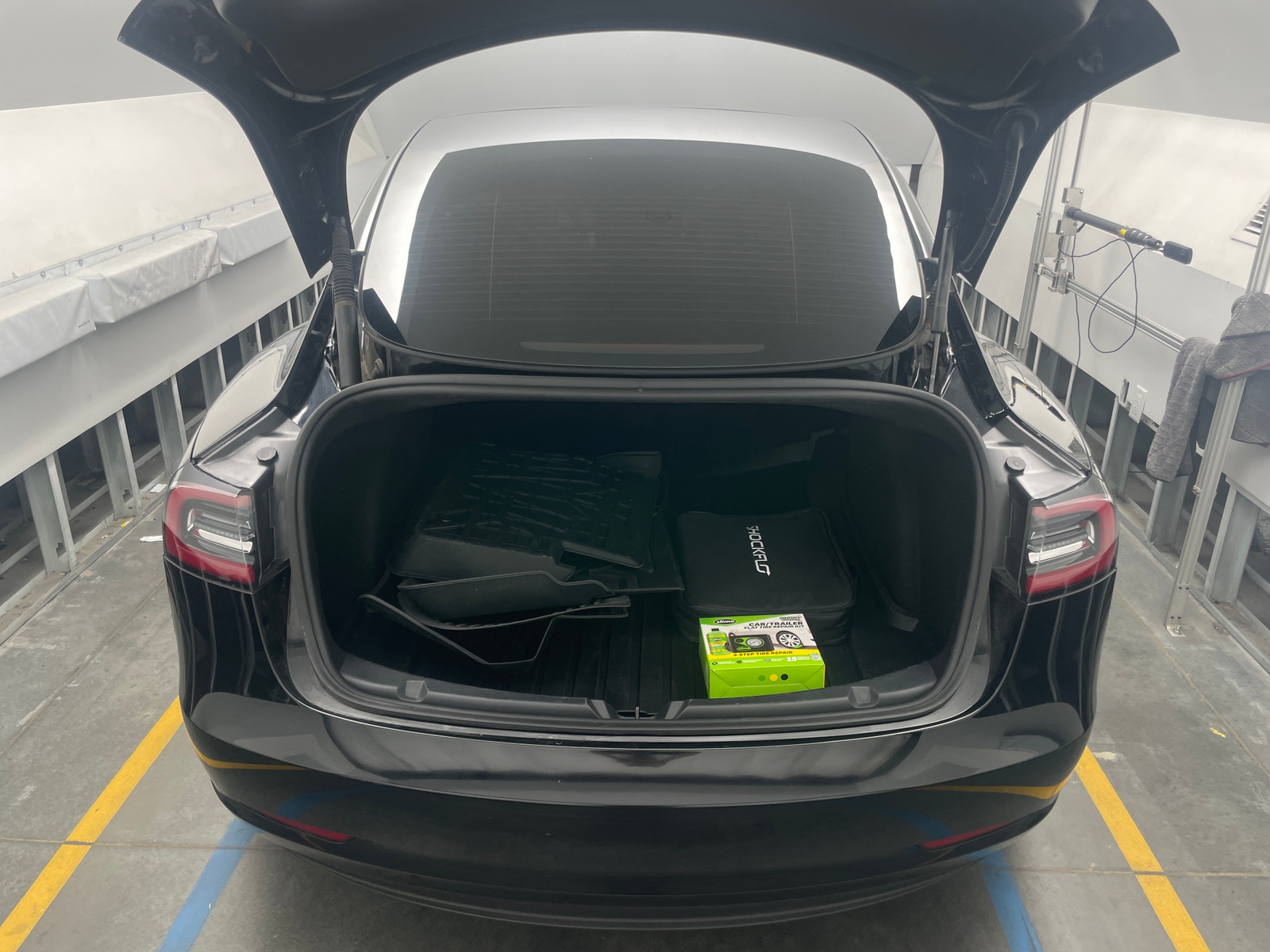 Thumbnail: 2023 Tesla Model 3 - 6
