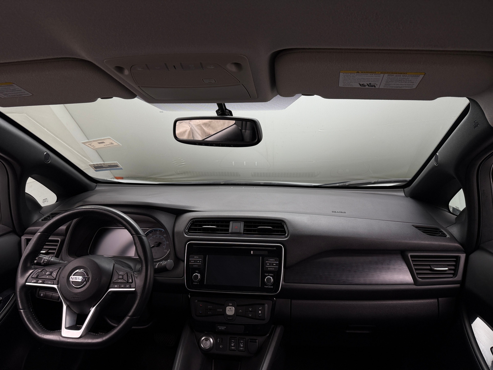 Thumbnail: 2018 Nissan Leaf - 2