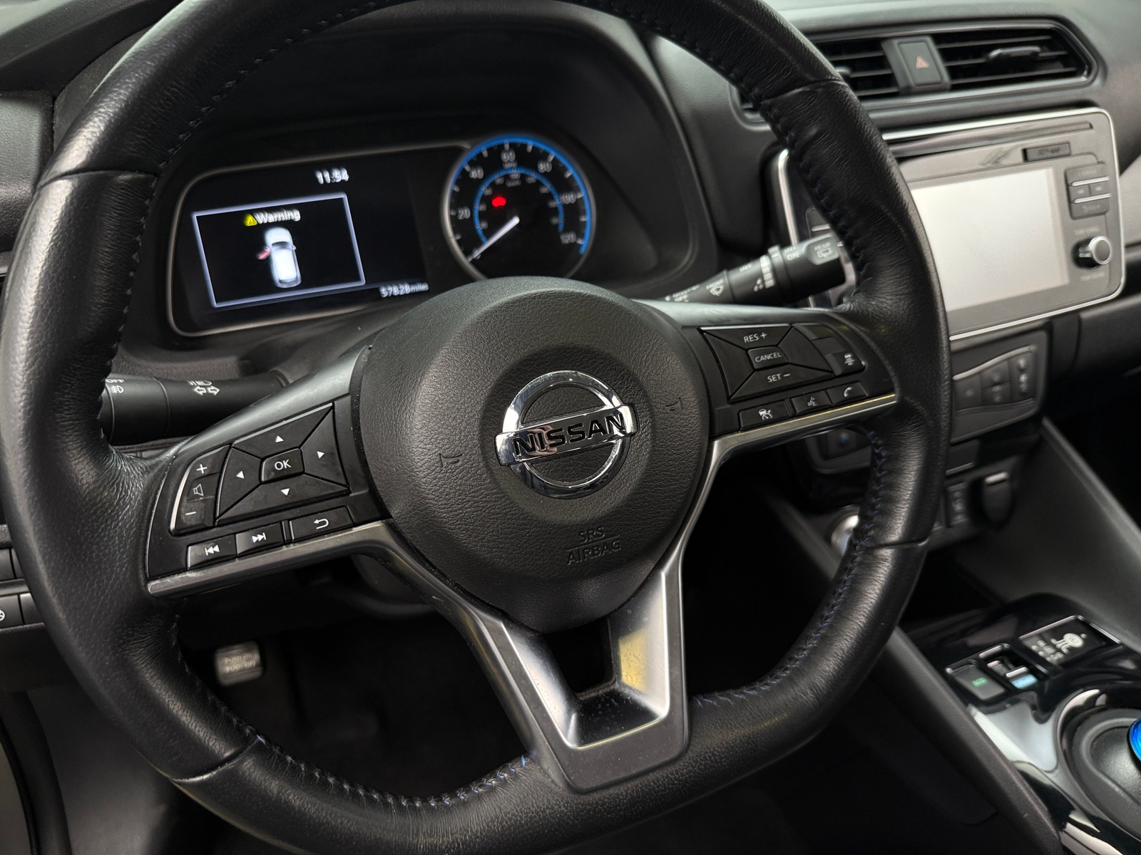 Thumbnail: 2018 Nissan Leaf - 4