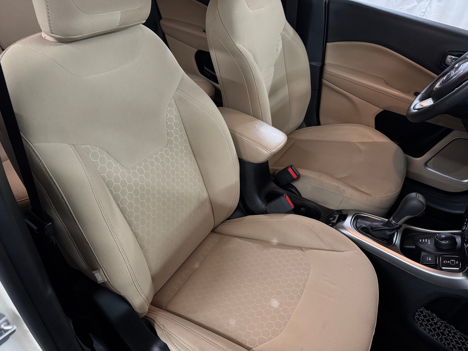Thumbnail: 2018 Jeep Compass - 2