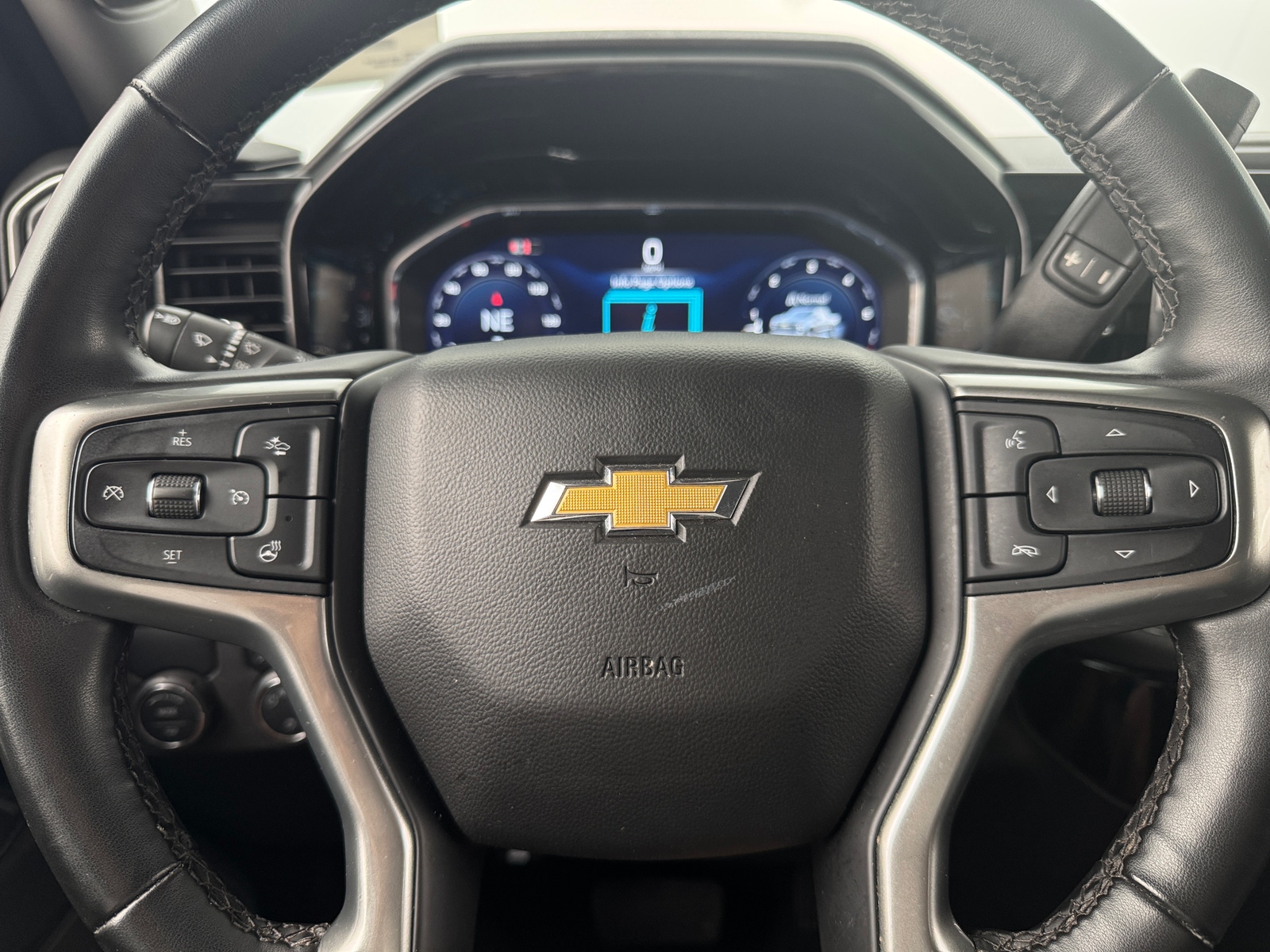 Thumbnail: 2024 Chevrolet Silverado 1500 - 5
