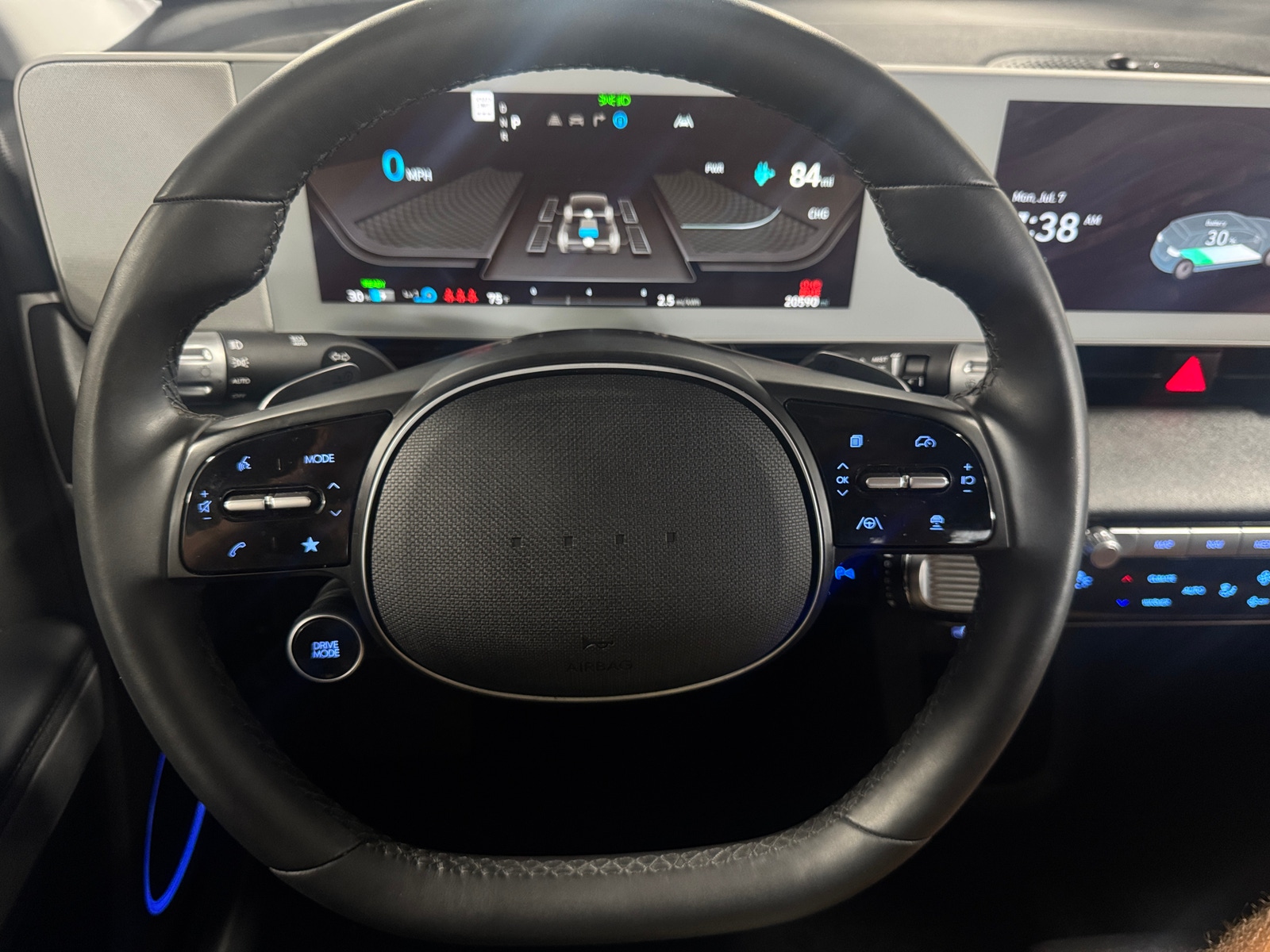 Thumbnail: 2023 Hyundai Ioniq 5 - 4