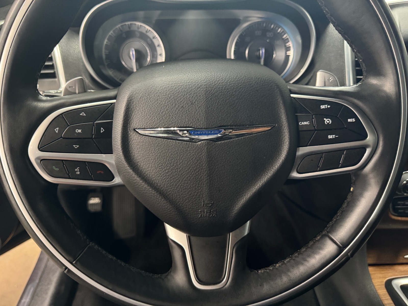 Thumbnail: 2017 Chrysler 300 - 4