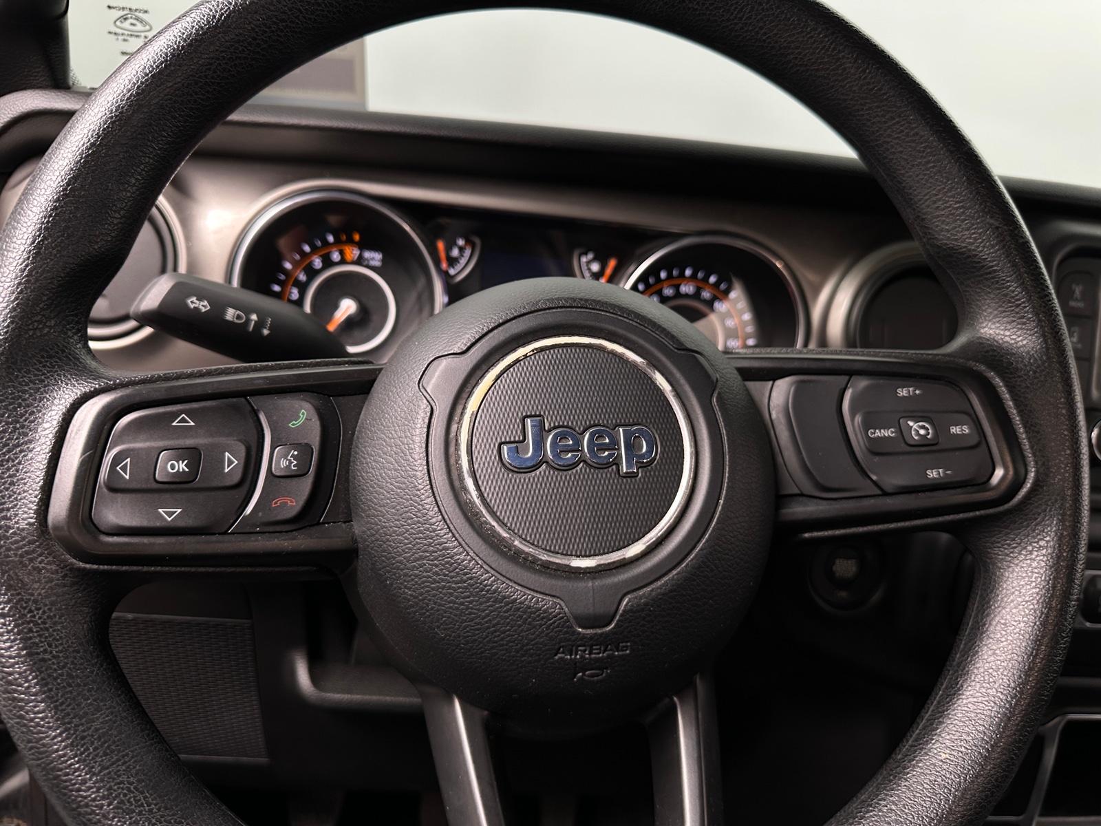 Thumbnail: 2021 Jeep Wrangler - 5