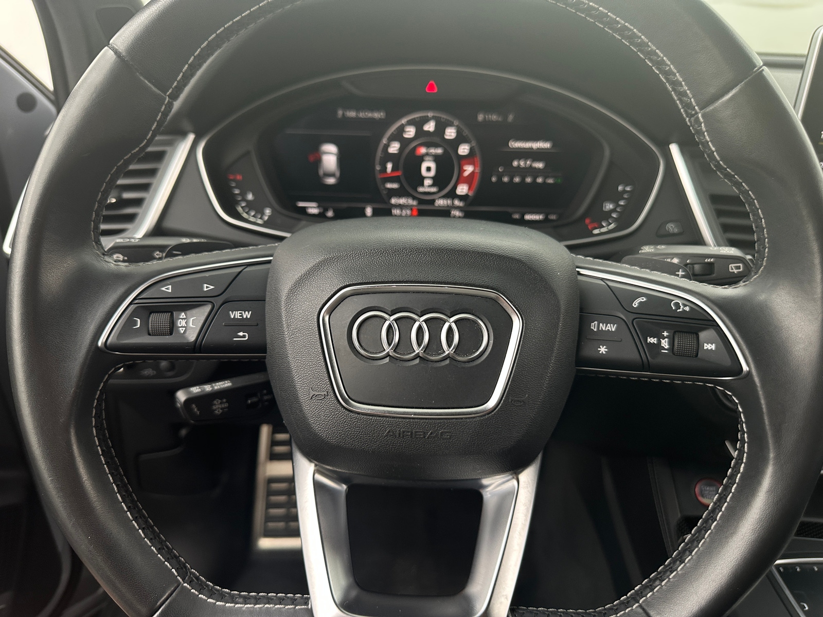 Thumbnail: 2019 Audi SQ5 - 5