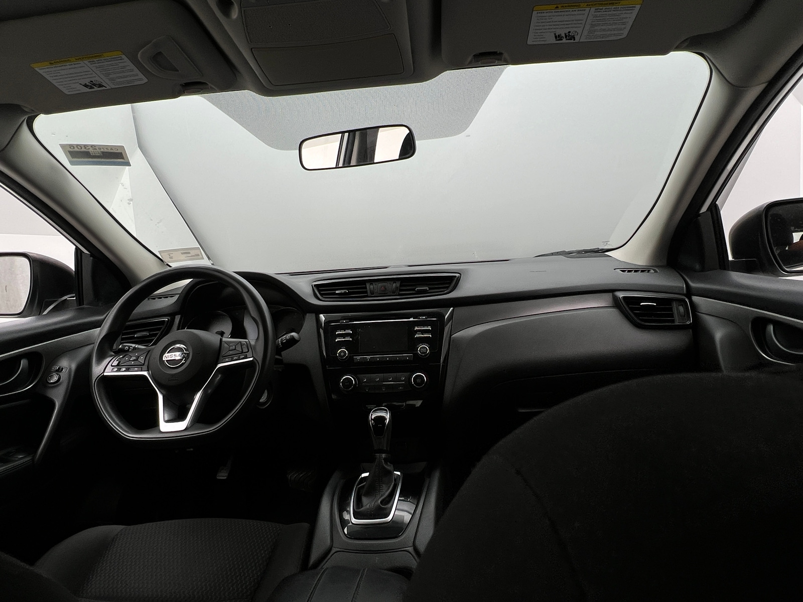 Thumbnail: 2017 Nissan Rogue Sport - 3