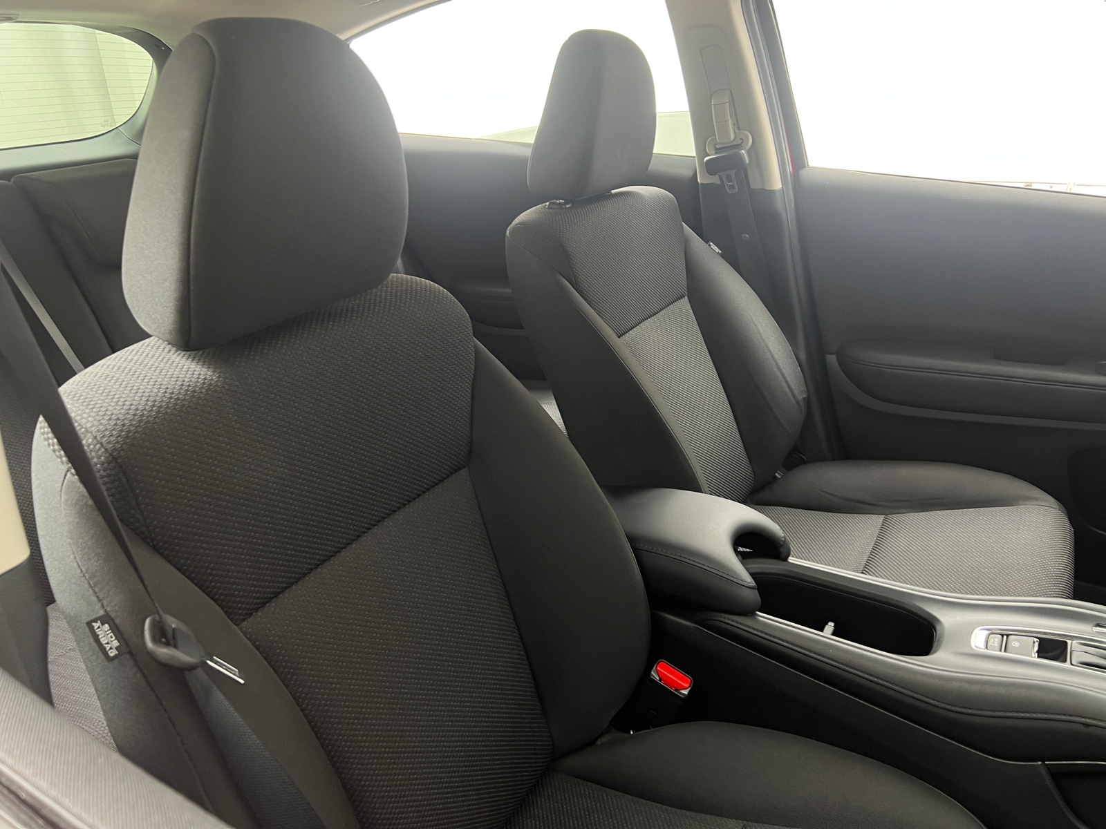 Thumbnail: 2018 Honda HR-V - 2