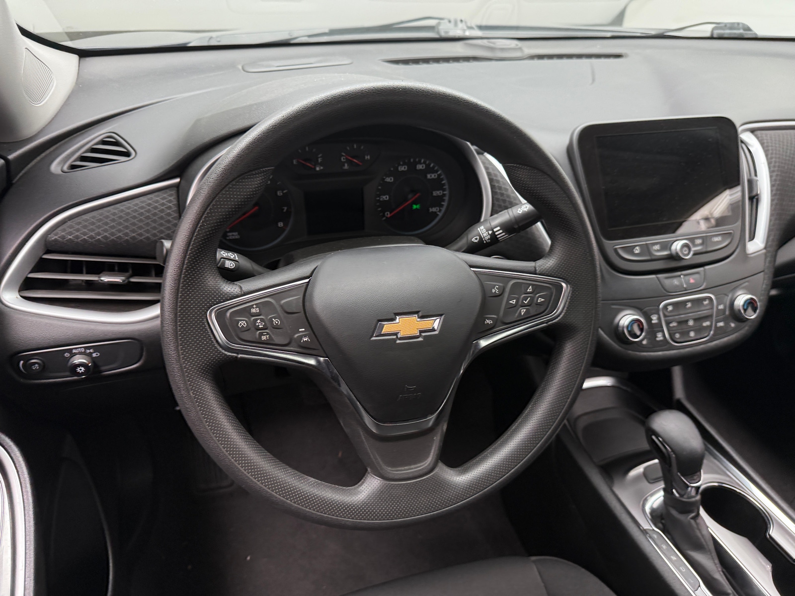 Thumbnail: 2023 Chevrolet Malibu - 5