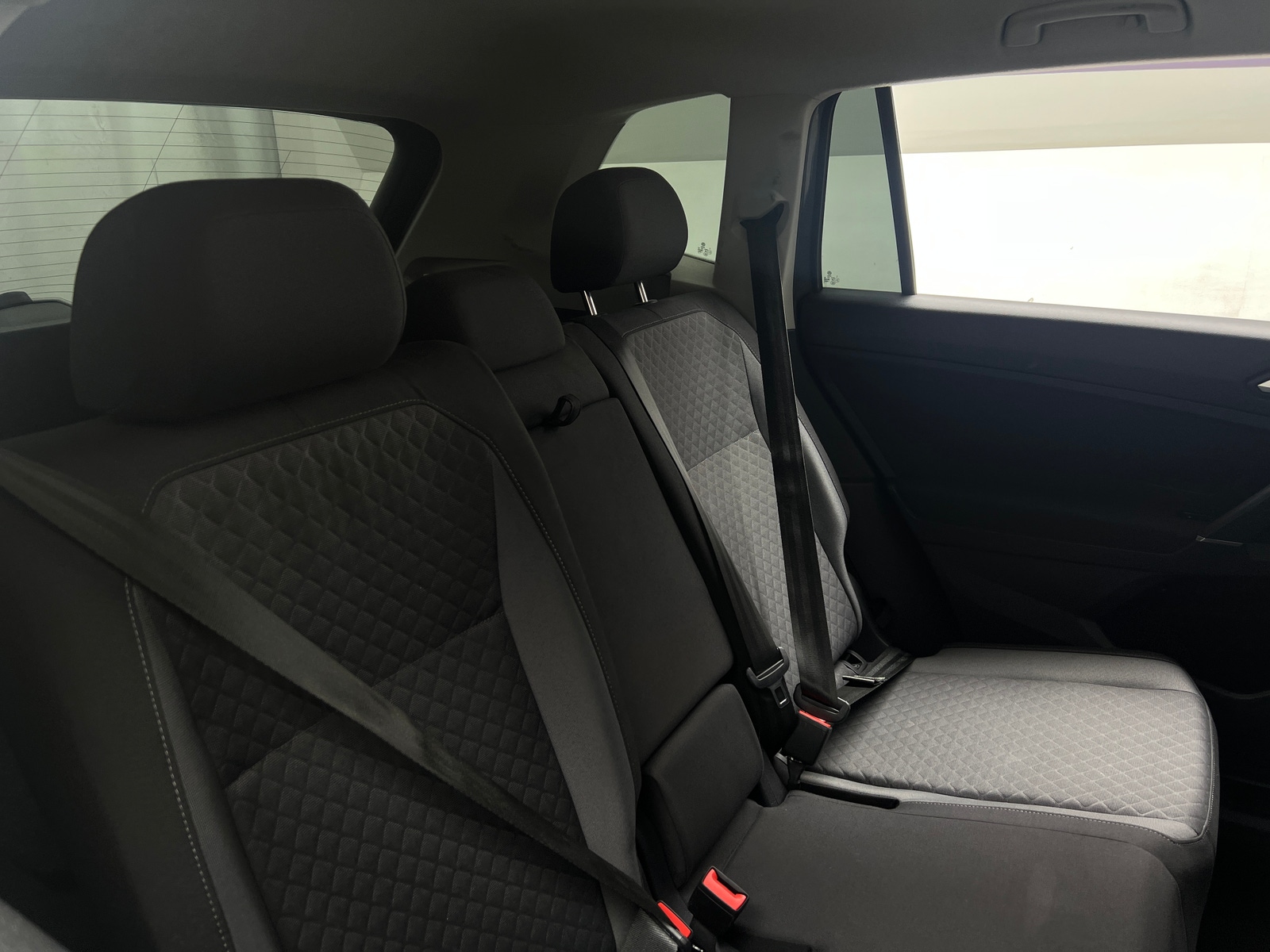 Thumbnail: 2020 Volkswagen Tiguan - 6
