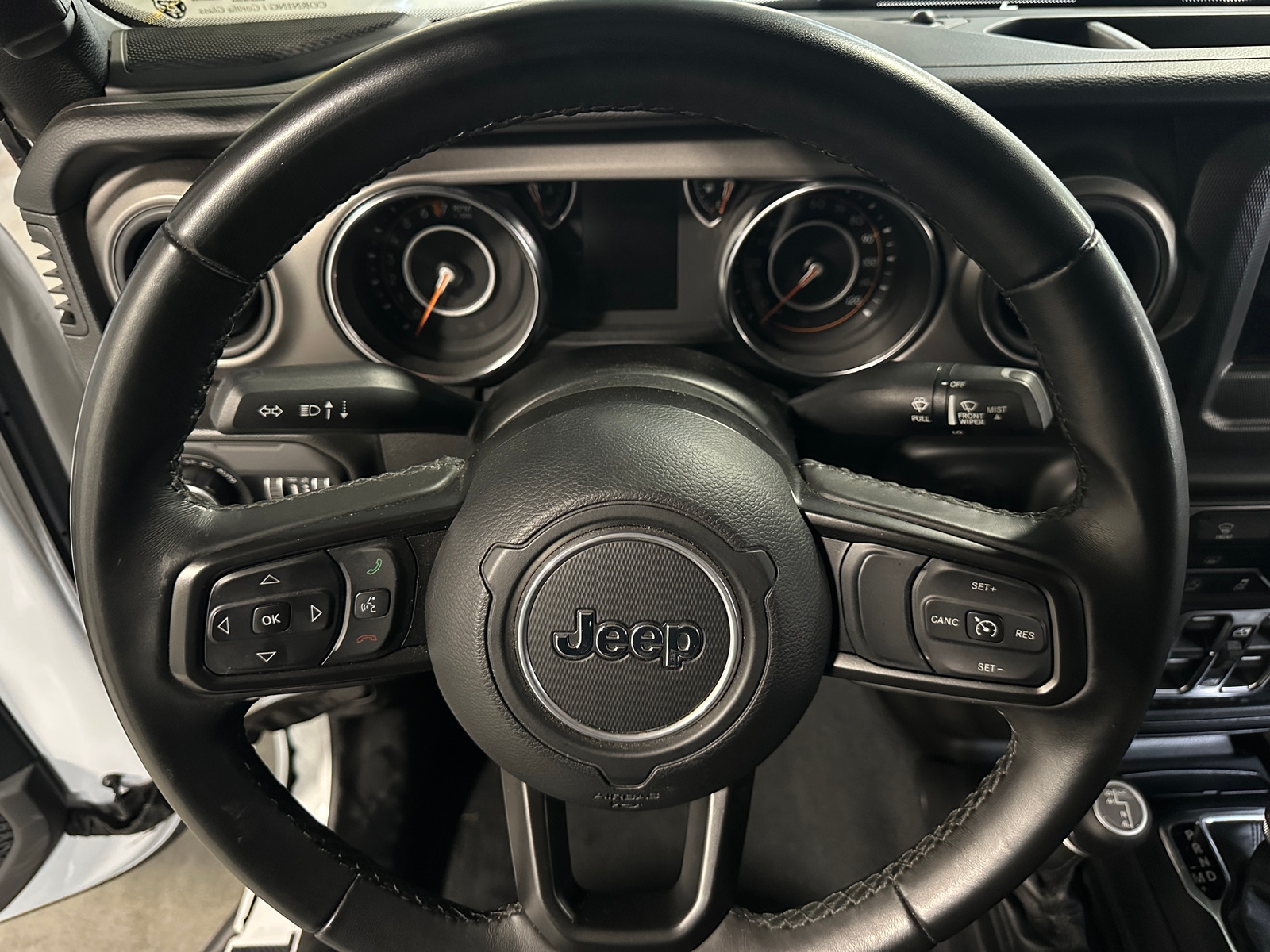 Thumbnail: 2022 Jeep Gladiator - 5