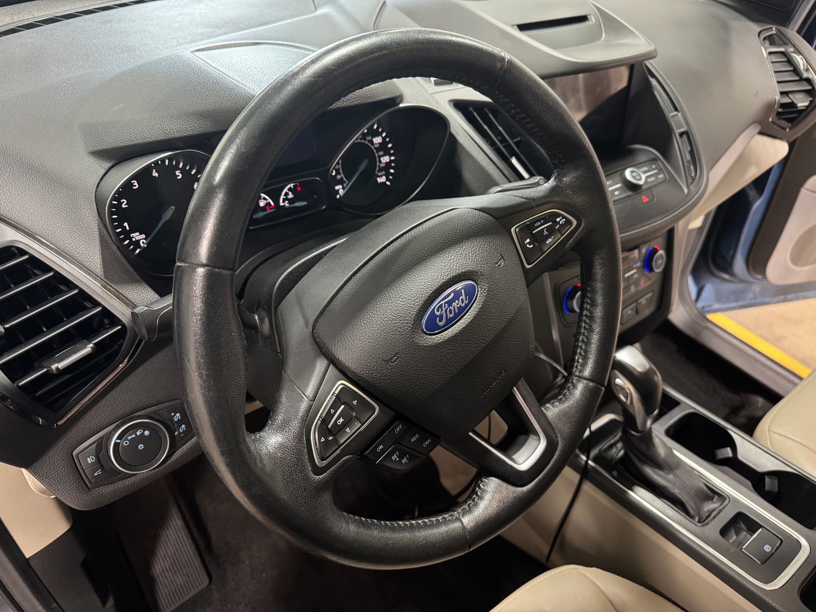 Thumbnail: 2018 Ford Escape - 2