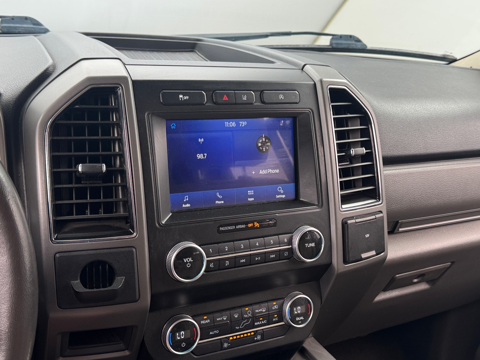 Thumbnail: 2021 Ford Expedition - 4