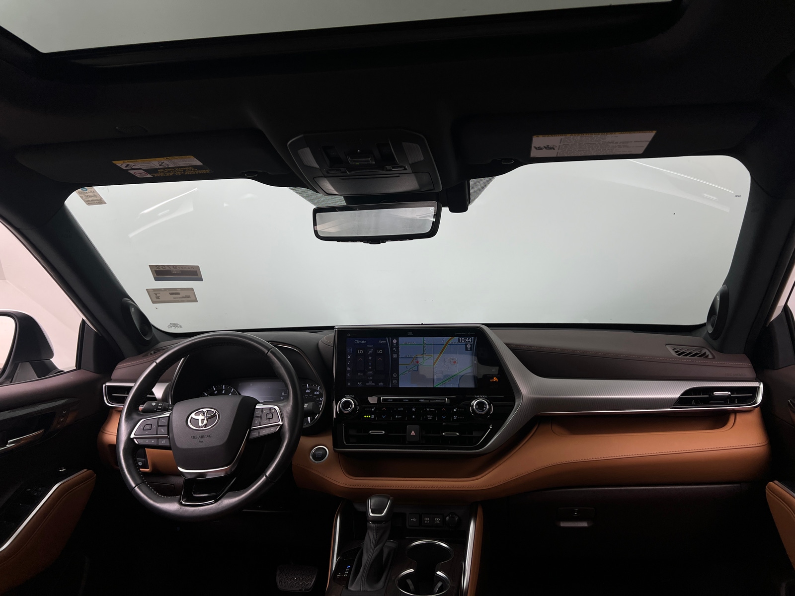 Thumbnail: 2021 Toyota Highlander - 2
