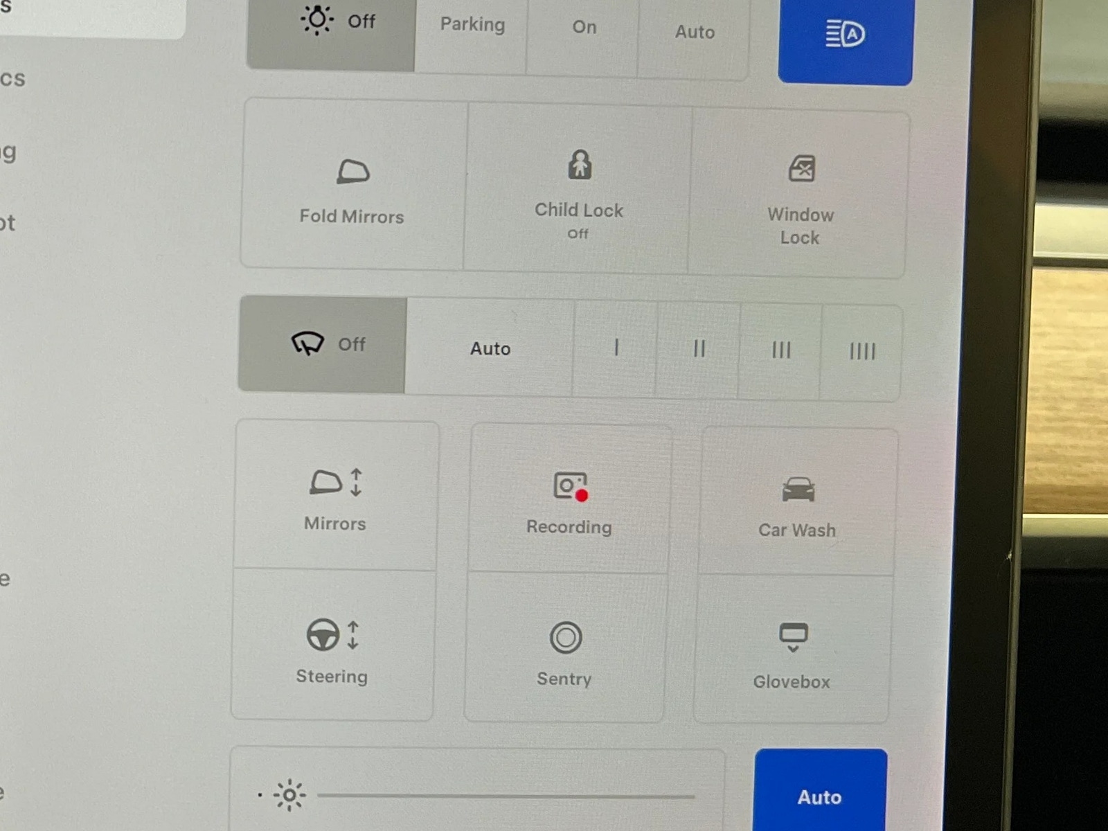 Thumbnail: 2022 Tesla Model Y - 3