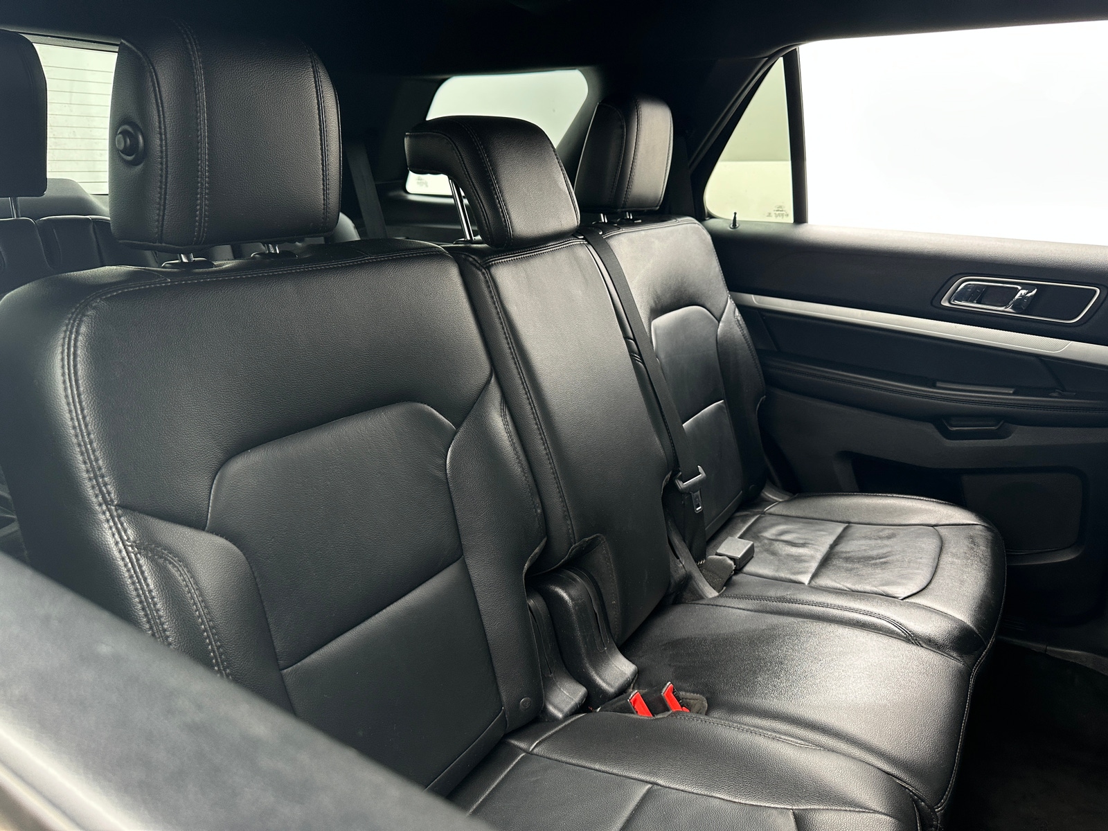 Thumbnail: 2016 Ford Explorer - 6