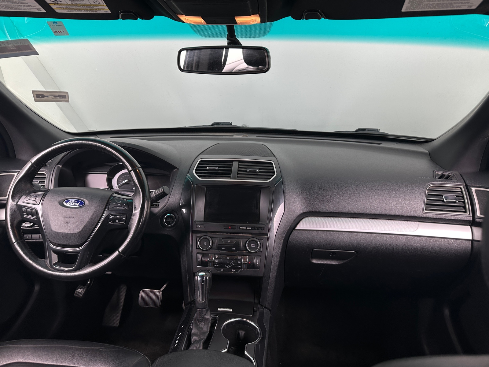 Thumbnail: 2016 Ford Explorer - 3