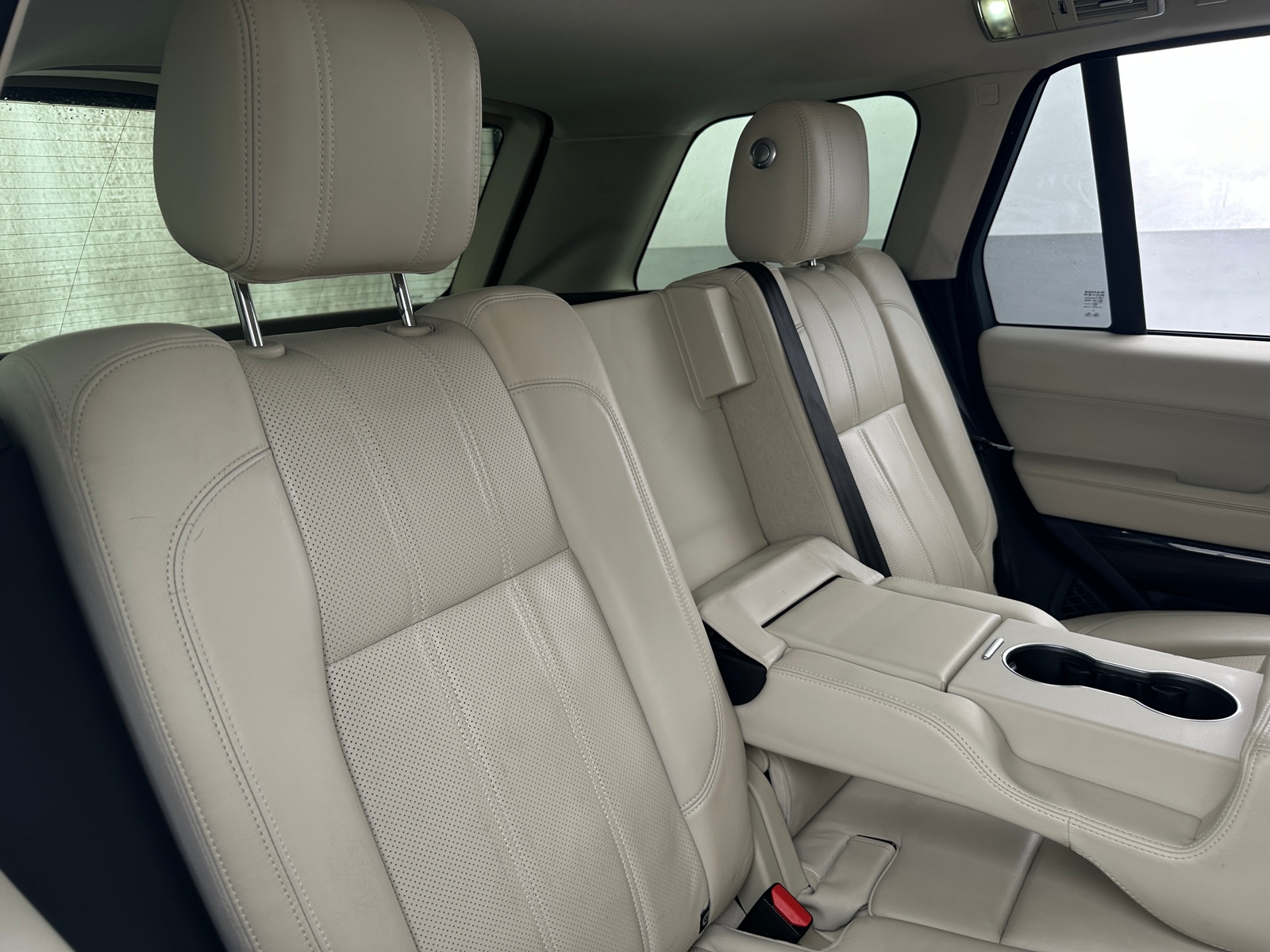 Thumbnail: 2016 Land Rover Range Rover - 5