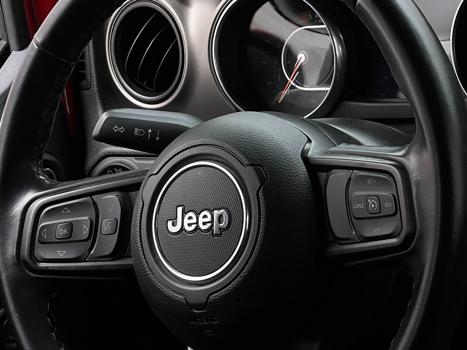 Thumbnail: 2021 Jeep Wrangler - 5