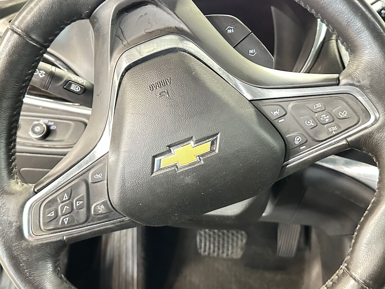 Thumbnail: 2017 Chevrolet Volt - 4
