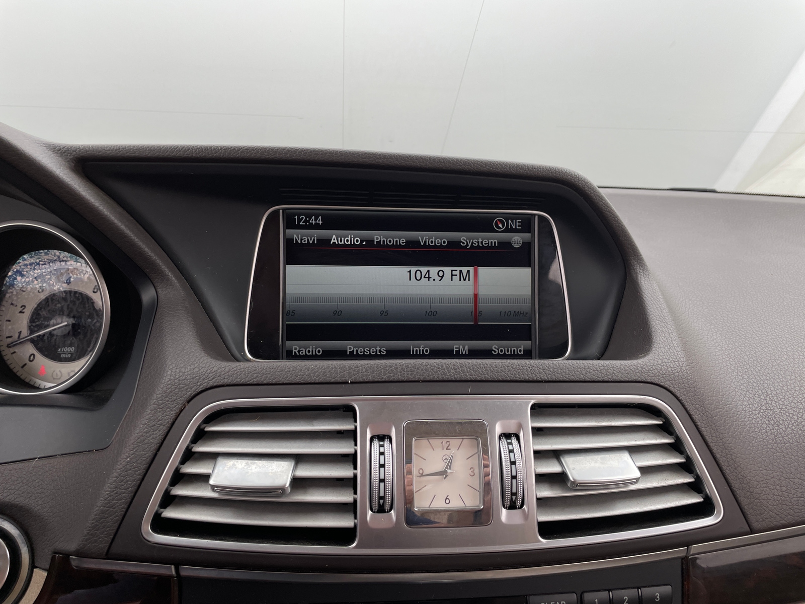 Thumbnail: 2014 Mercedes-Benz E-Class - 2
