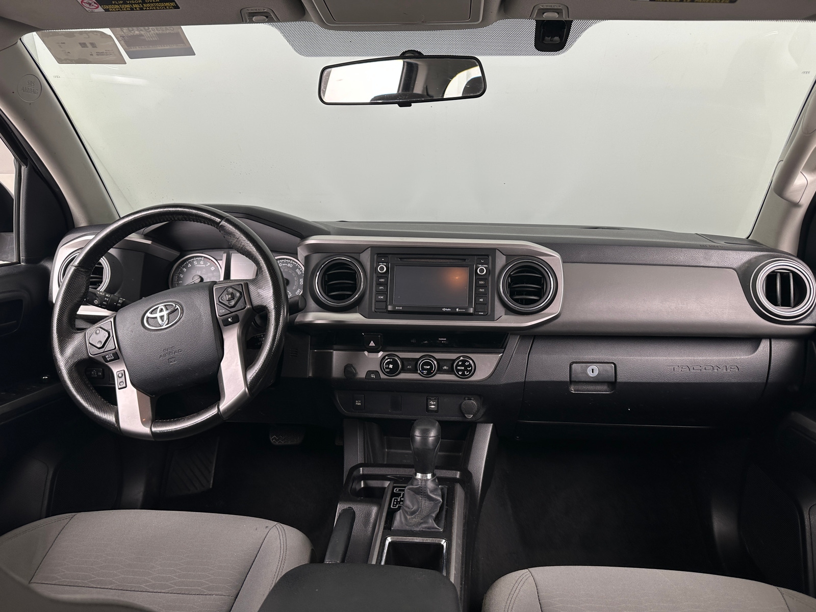 Thumbnail: 2016 Toyota Tacoma - 3