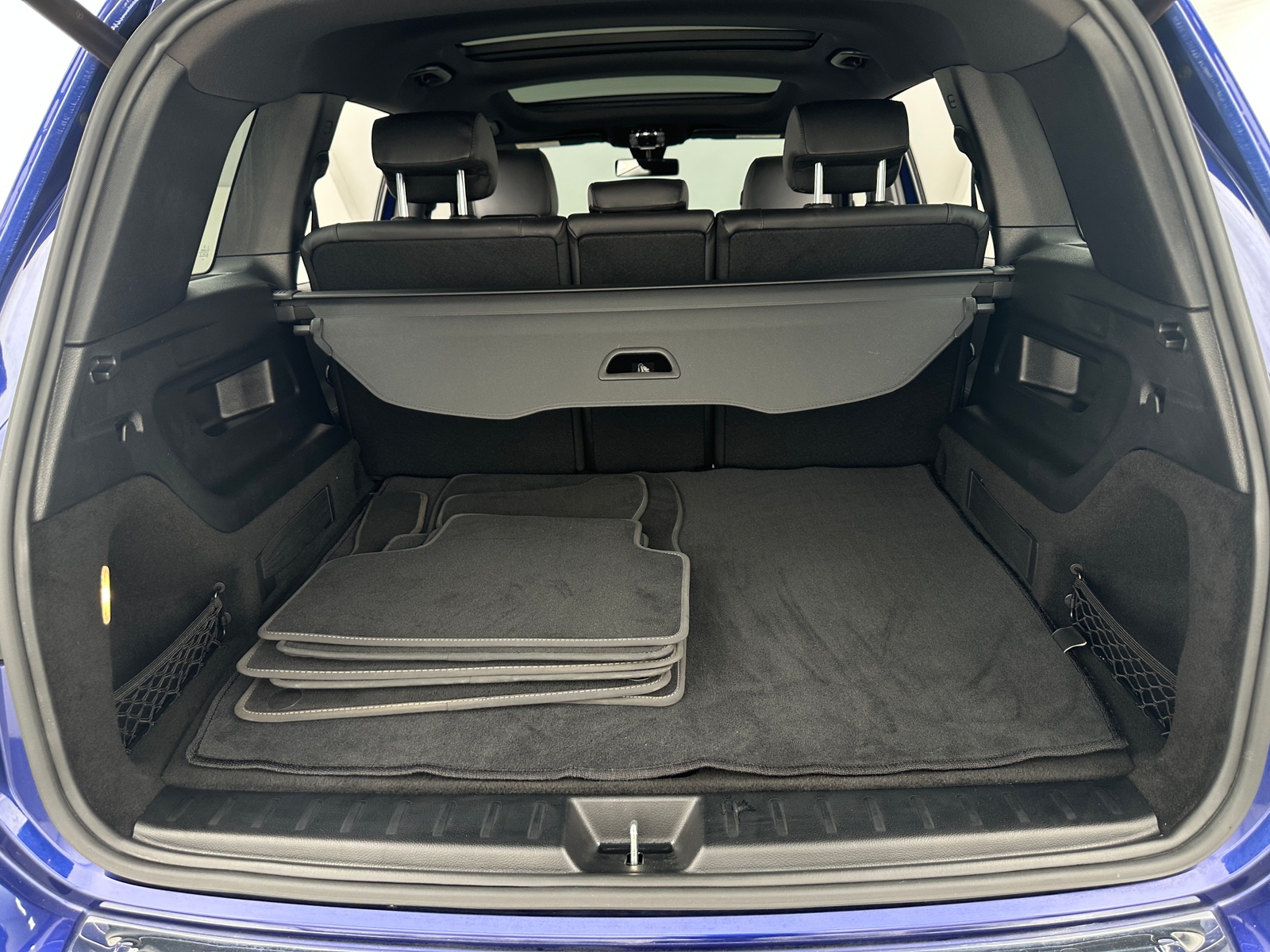 Thumbnail: 2020 Mercedes-Benz GLB - 6