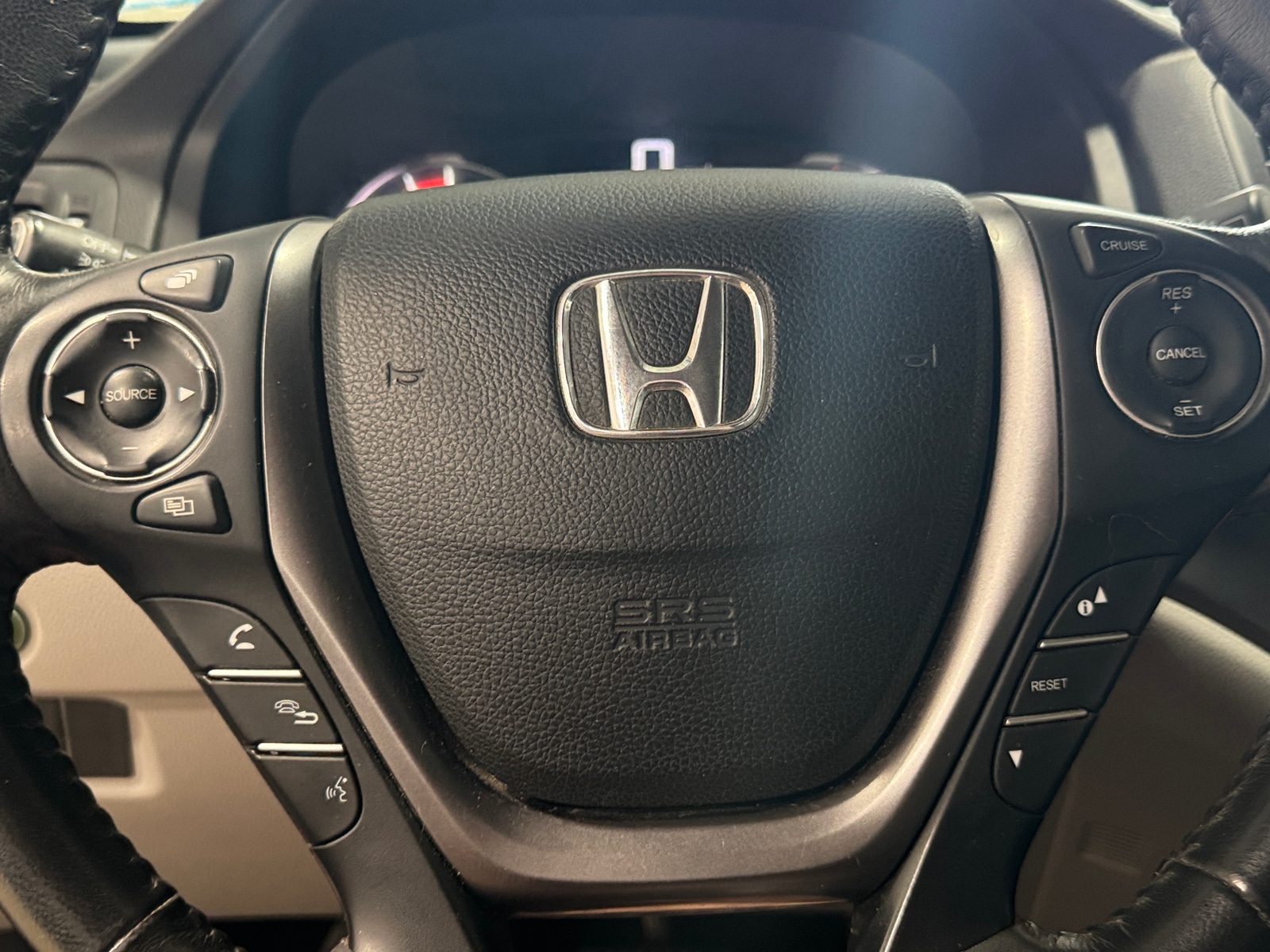 Thumbnail: 2018 Honda Pilot - 4