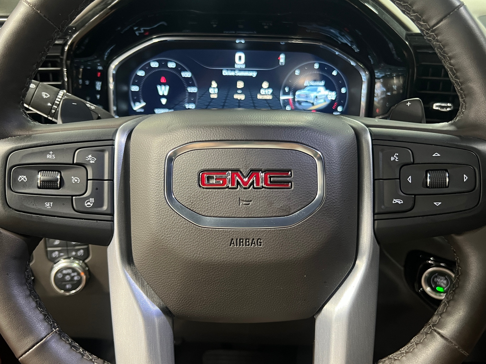 Thumbnail: 2023 GMC Sierra 1500 - 4