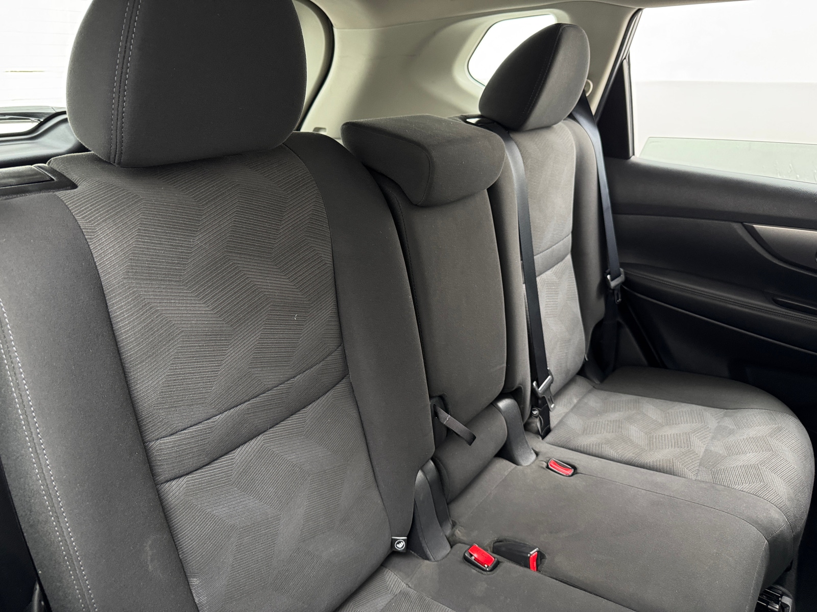 Thumbnail: 2016 Nissan Rogue - 6
