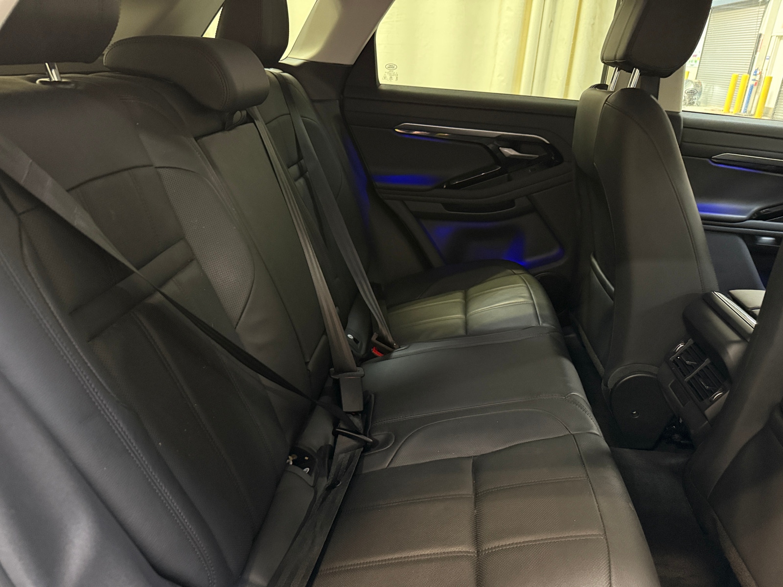 Thumbnail: 2020 Land Rover Range Rover Evoque - 5