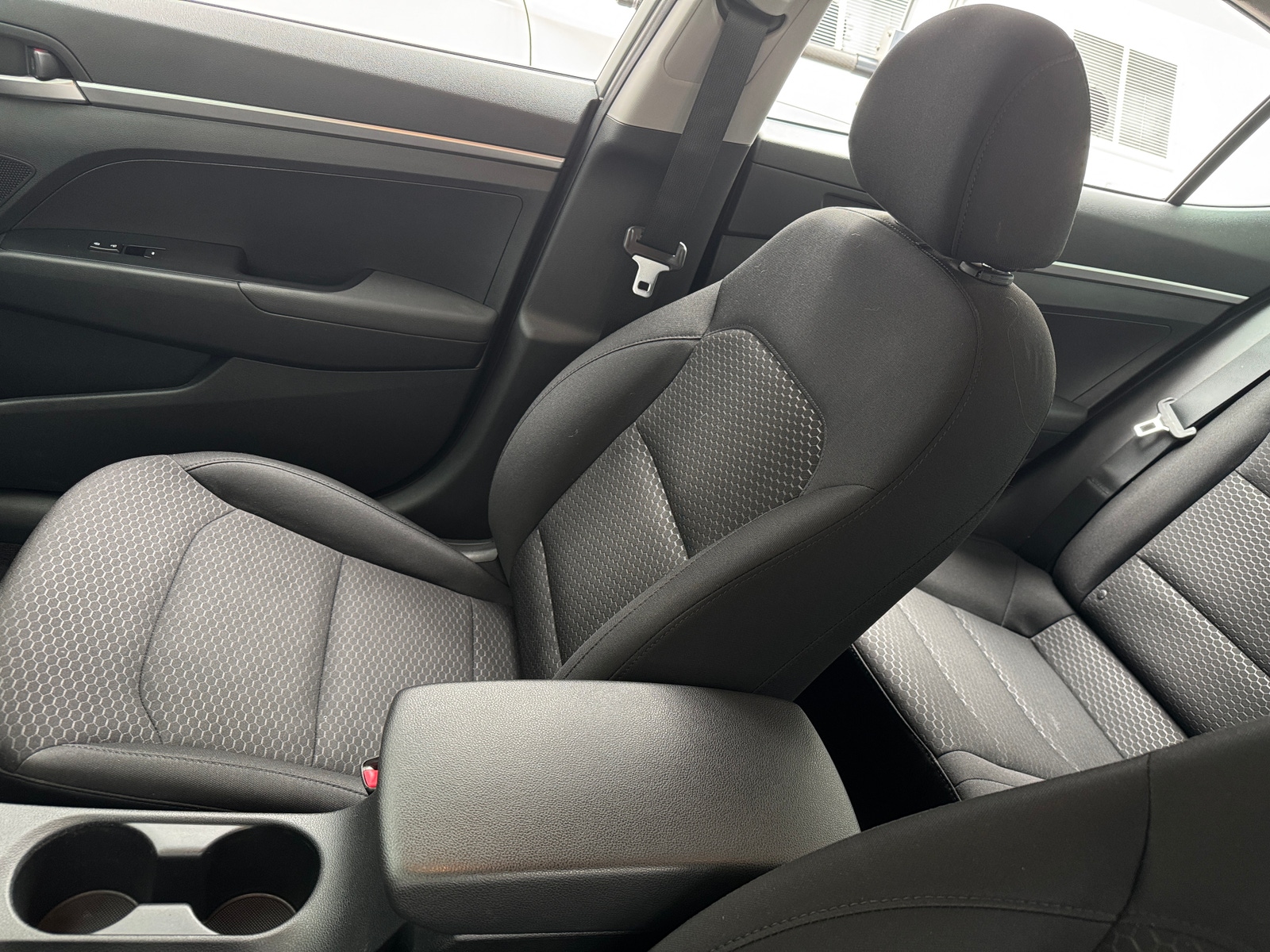 Thumbnail: 2019 Hyundai Elantra - 2