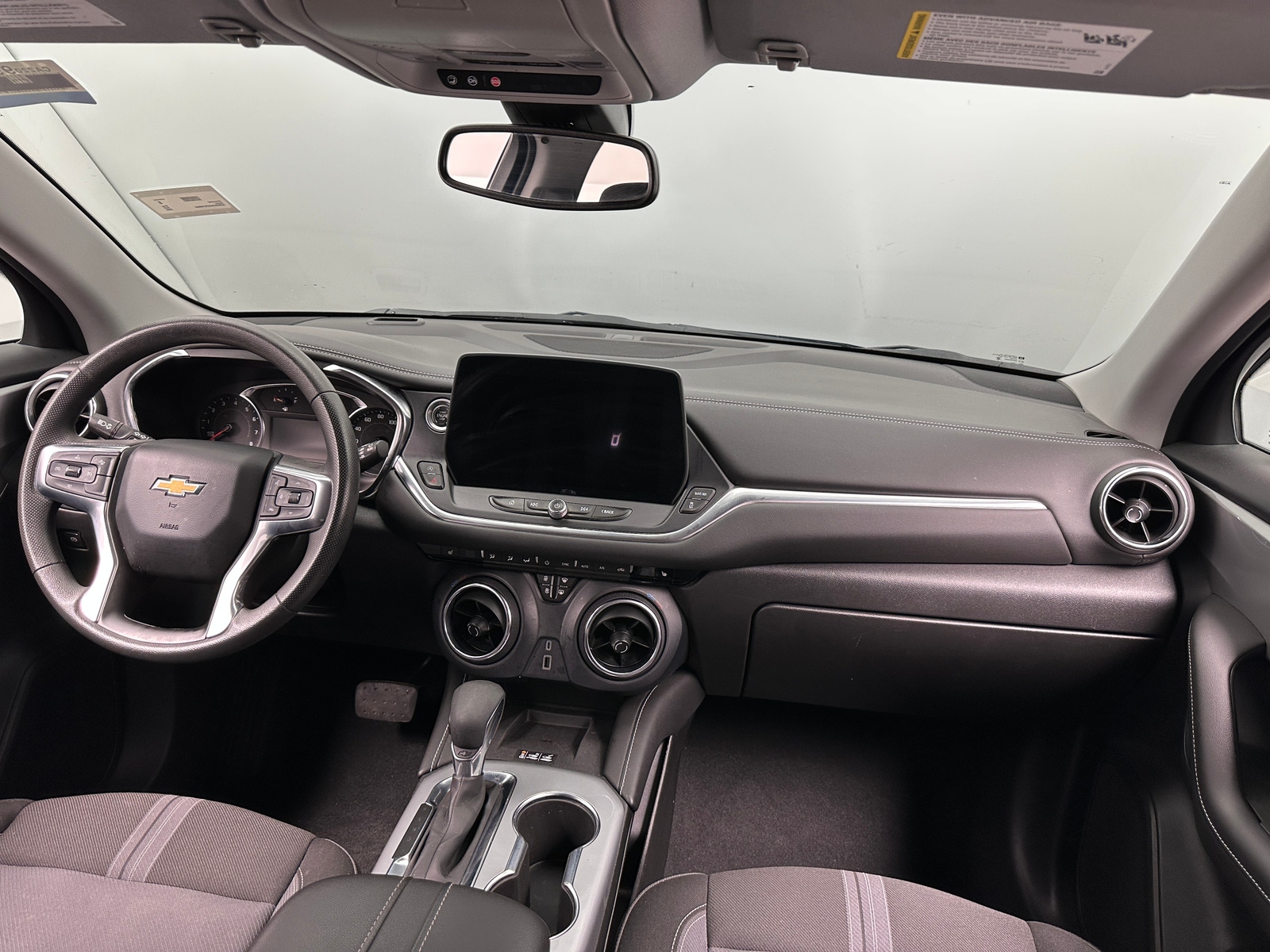Thumbnail: 2023 Chevrolet Blazer - 3
