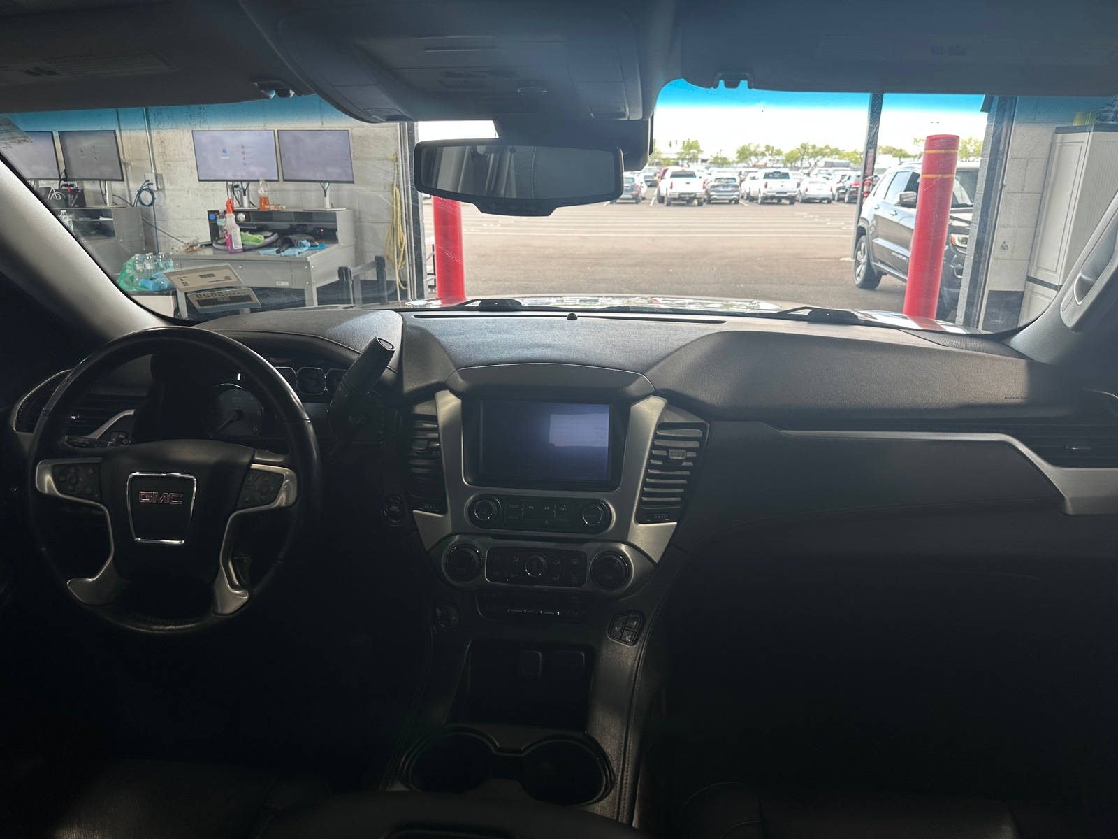 Thumbnail: 2018 GMC Yukon - 2