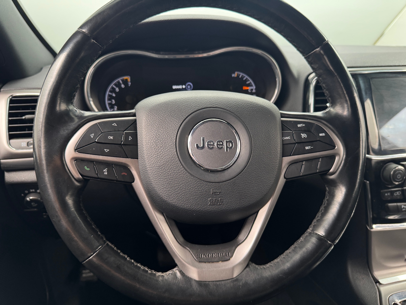 Thumbnail: 2020 Jeep Grand Cherokee - 4