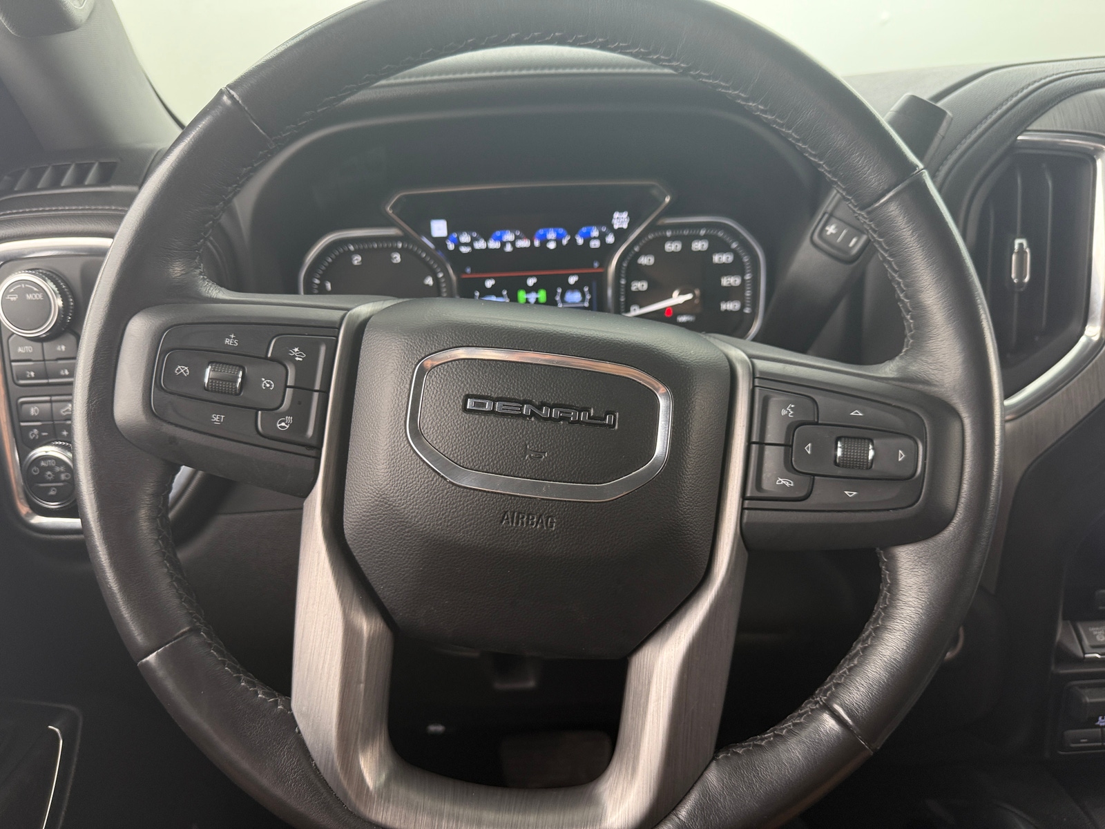 Thumbnail: 2023 GMC Sierra 2500 - 4