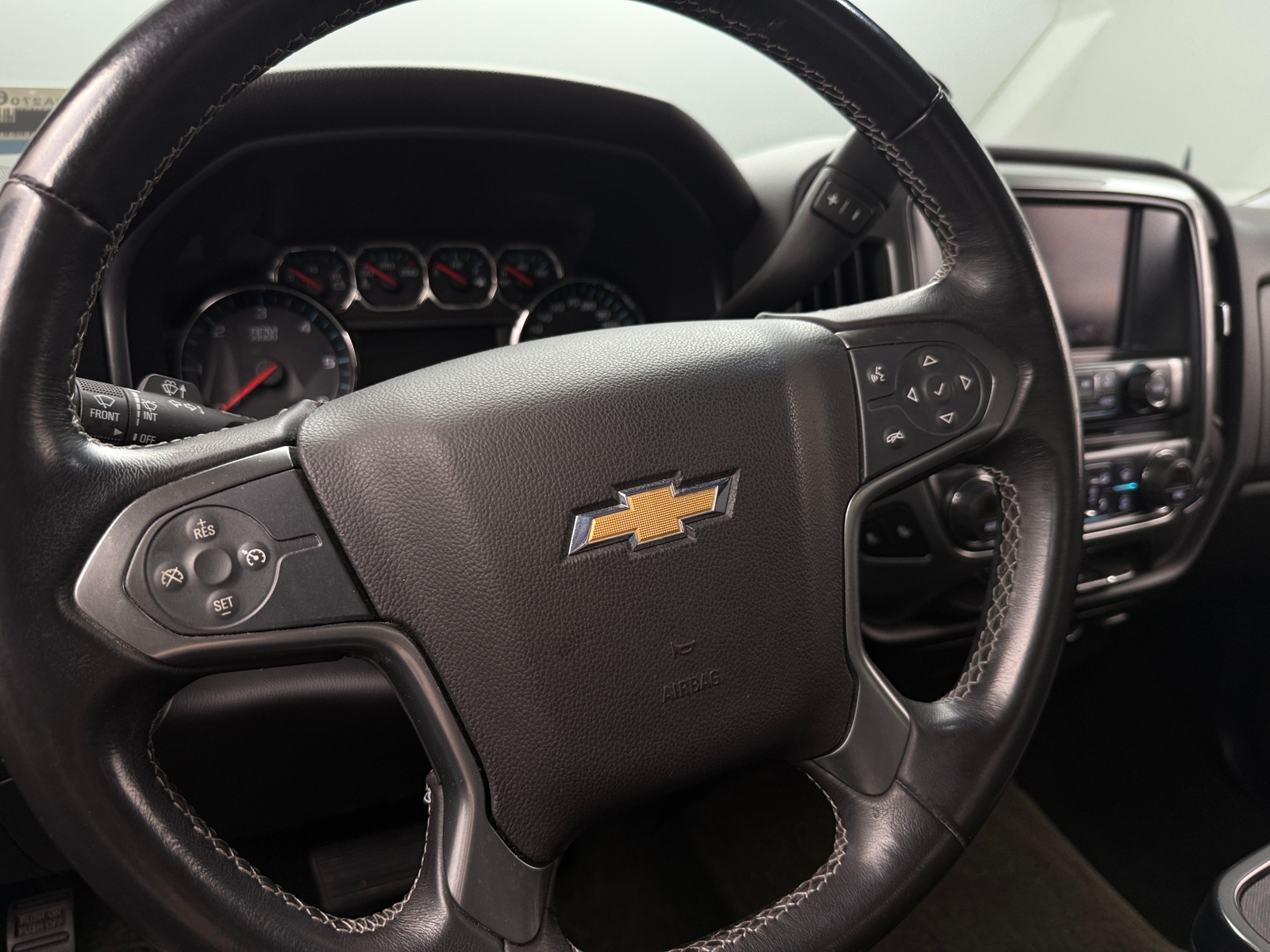 Thumbnail: 2017 Chevrolet Silverado 1500 - 4