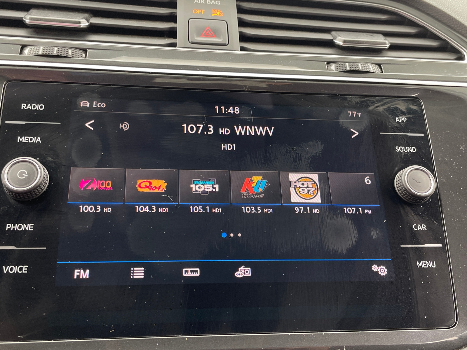 Thumbnail: 2019 Volkswagen Tiguan - 3