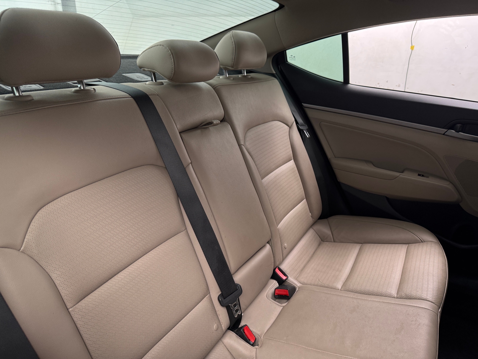 Thumbnail: 2017 Hyundai Elantra - 5