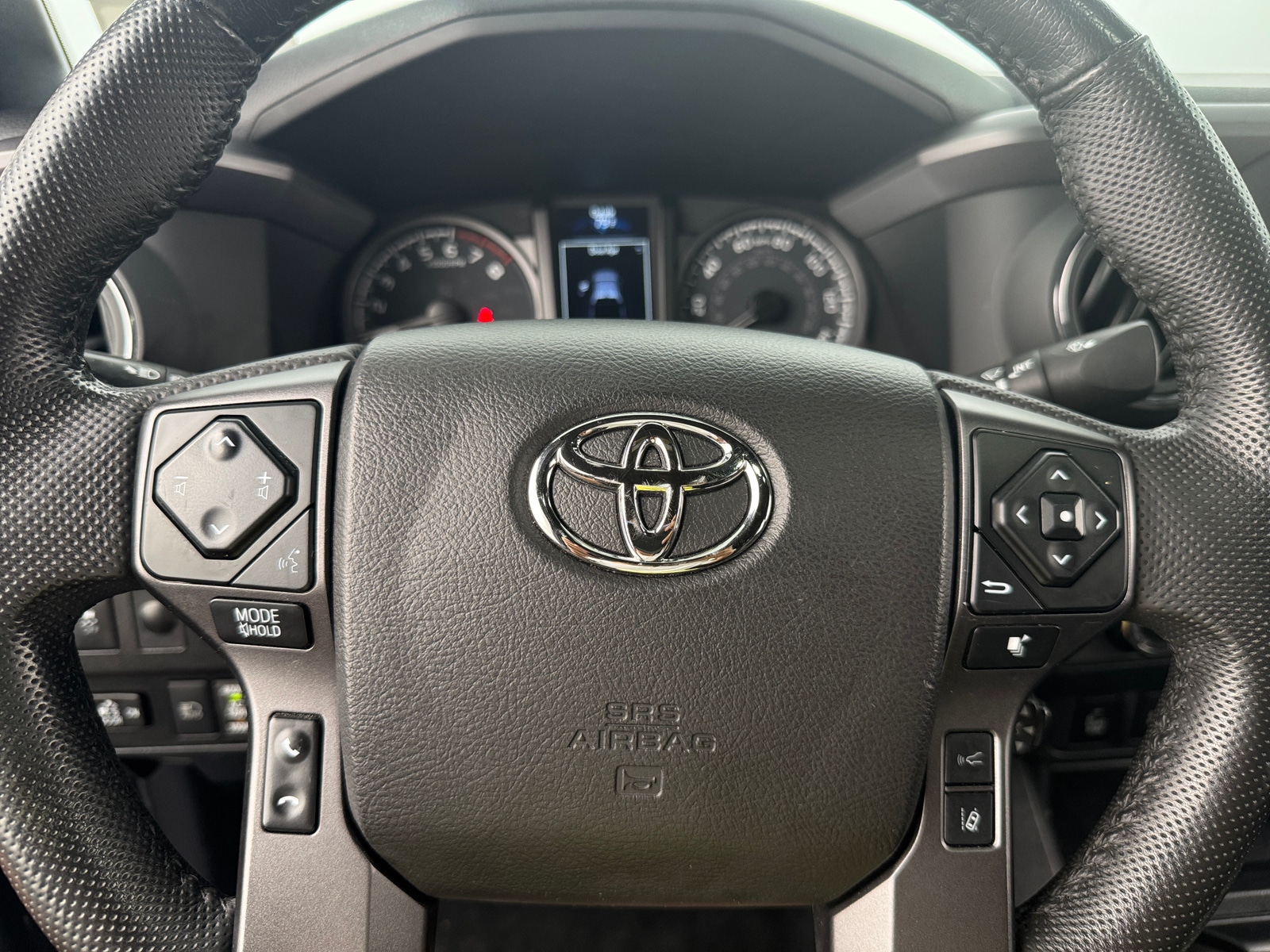 Thumbnail: 2022 Toyota Tacoma - 5