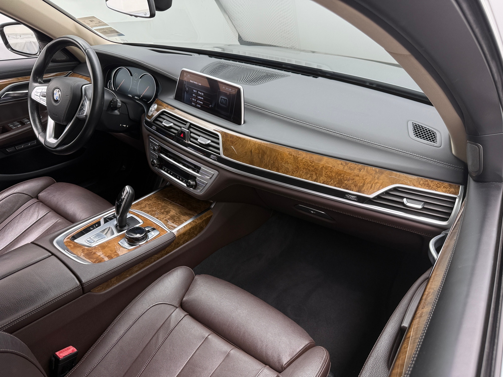 Thumbnail: 2016 BMW 7 Series - 2