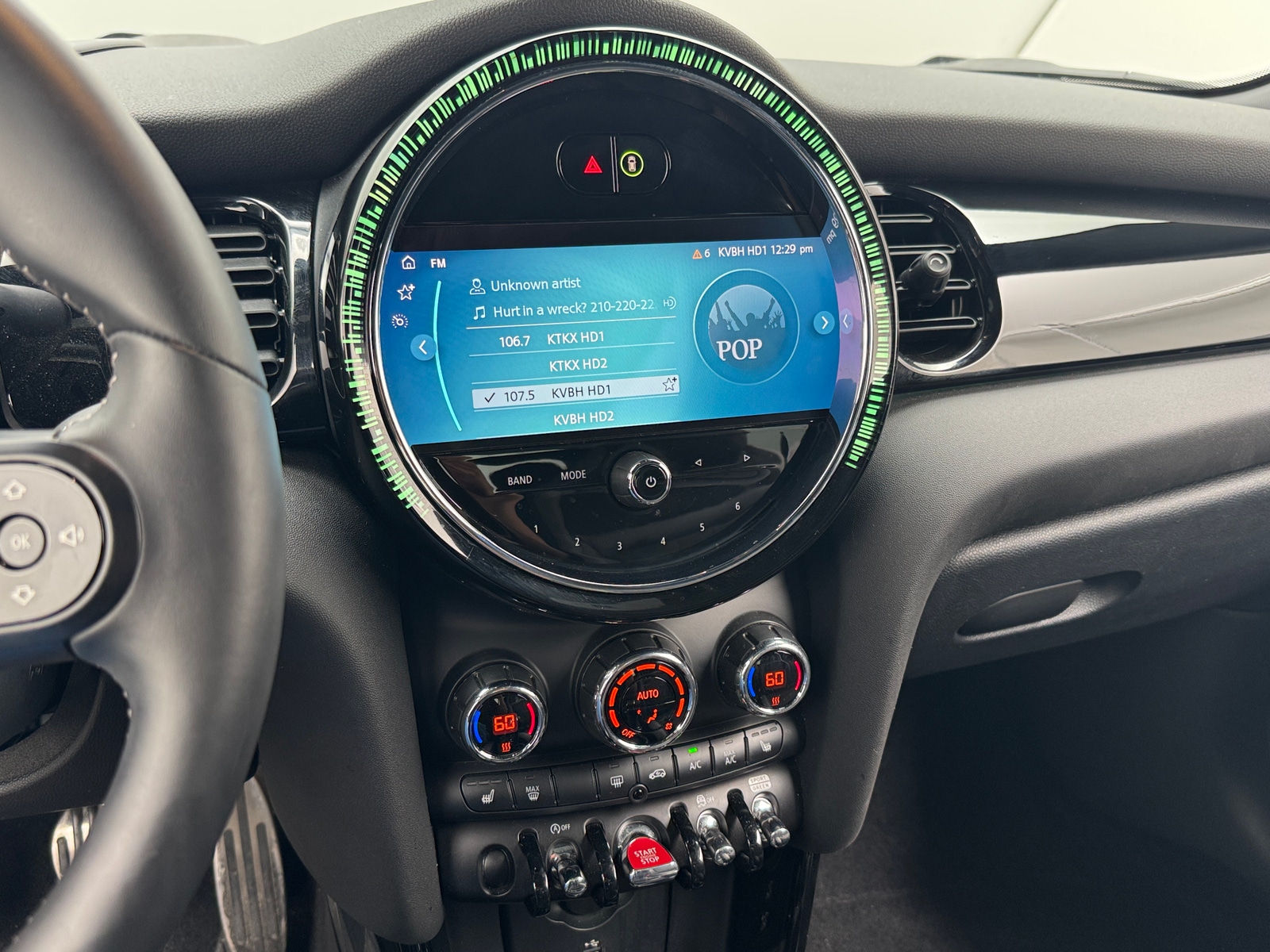 Thumbnail: 2022 MINI Cooper Hardtop - 3