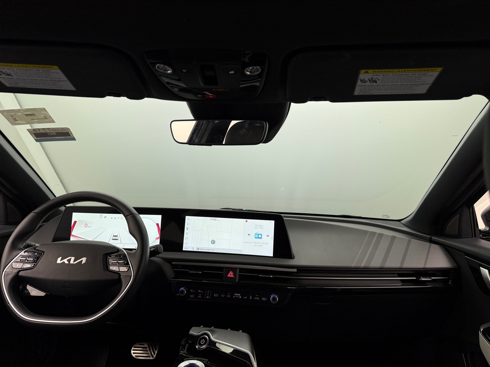 Thumbnail: 2023 Kia EV6 - 2